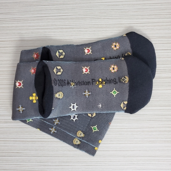 NWOT Men's Call of Duty Modern Warfare Crew Socks - Picture 2 of 2